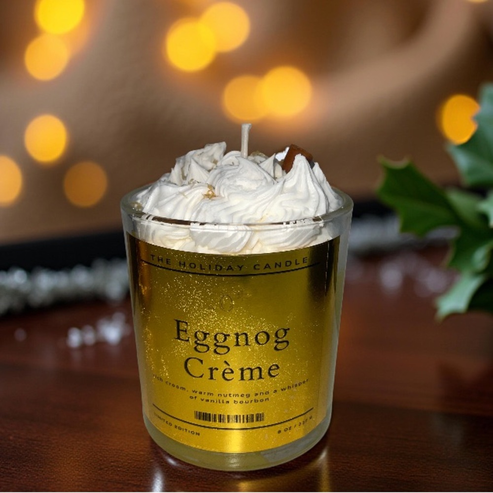 ✨ Eggnog Crème Holiday Candle 8oz – Handmade Dessert Candle